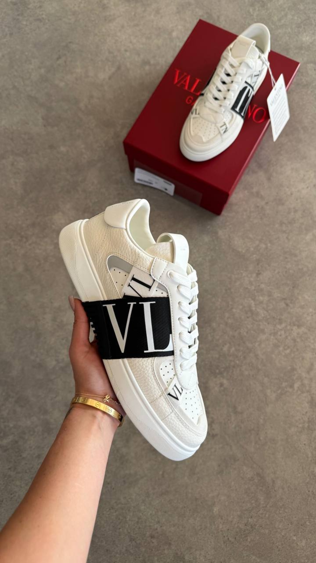 Valentino Garavani VL7N Signature Sneaker