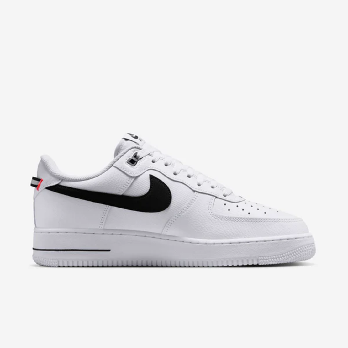 Air Force 1 07 “Black & White”