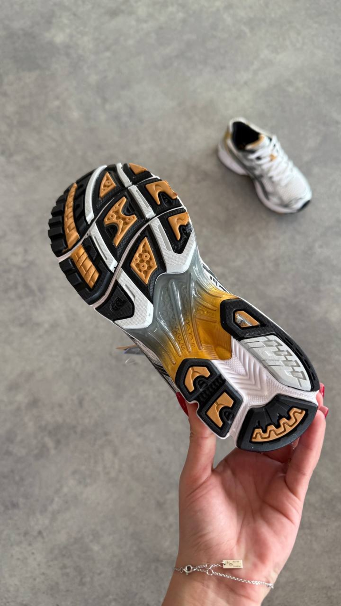 Asics Gel-Kayano 14 Silver Gold