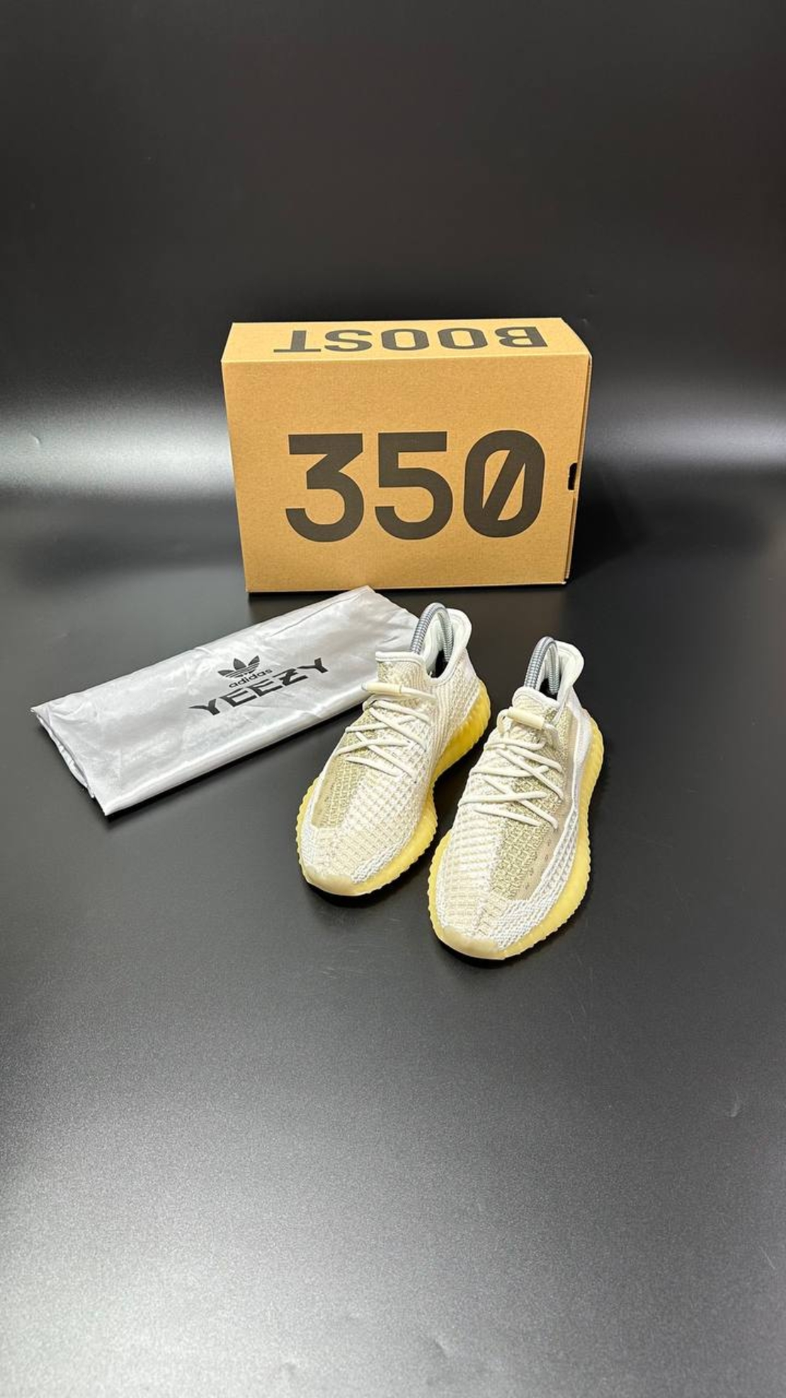 Adidas Yeezy Boost 350 V2 
