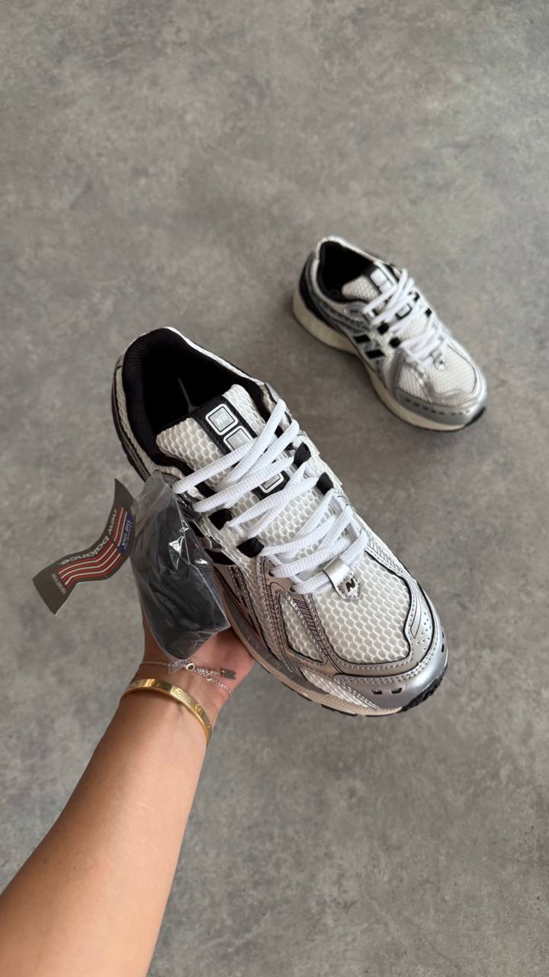 New Balance 1906r Black Silver