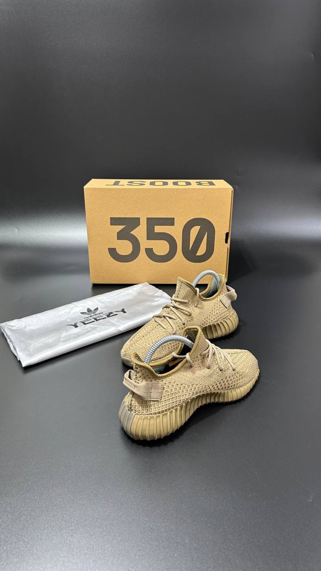 Adidas Yeezy Boost 350 V2 