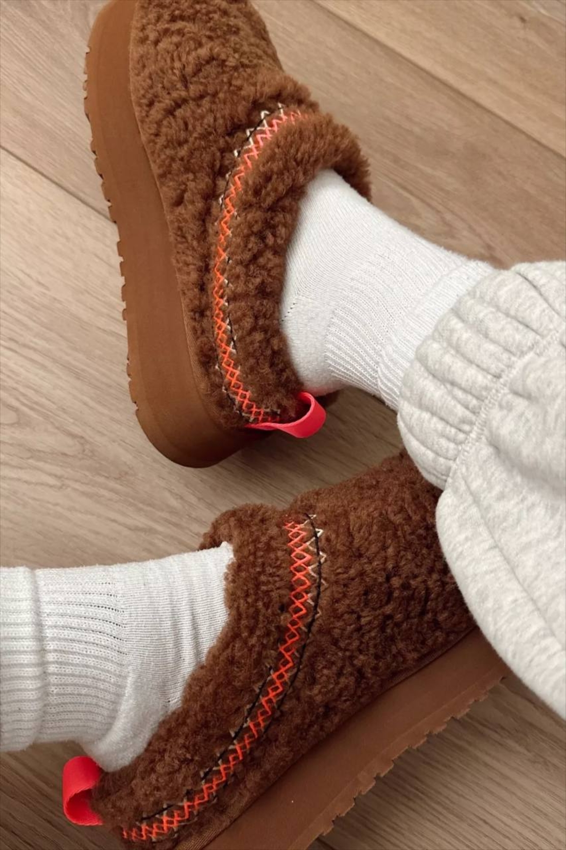UGG Tazz UGG Braid “Taba”