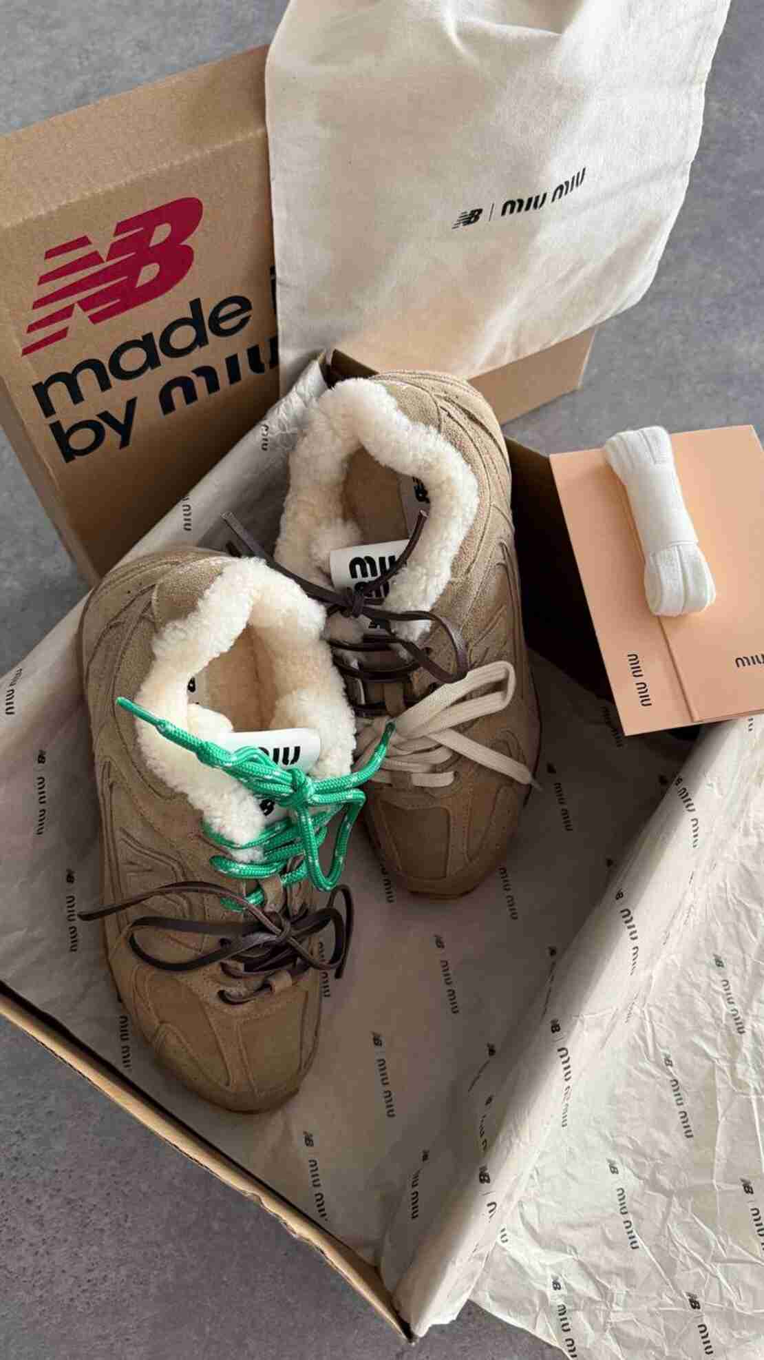 New Balance x Miu Miu 530 SL “Shearling Beige”