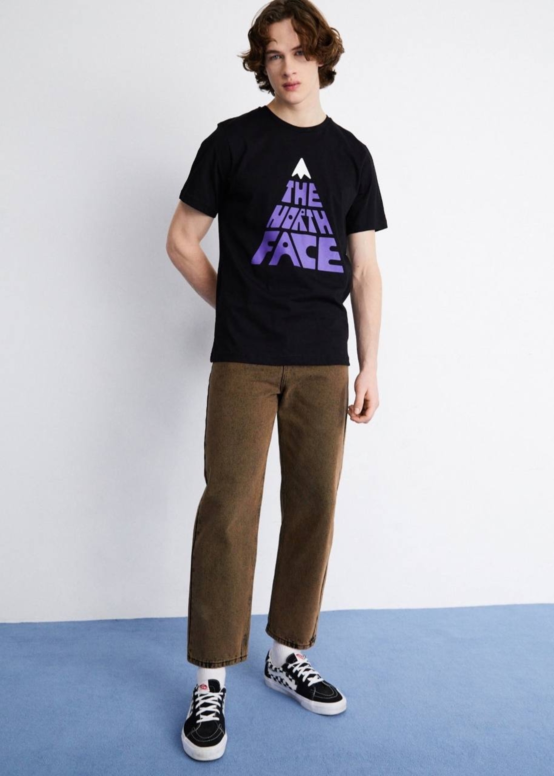 The North Face Graphic T-Shirt – Black / Purple