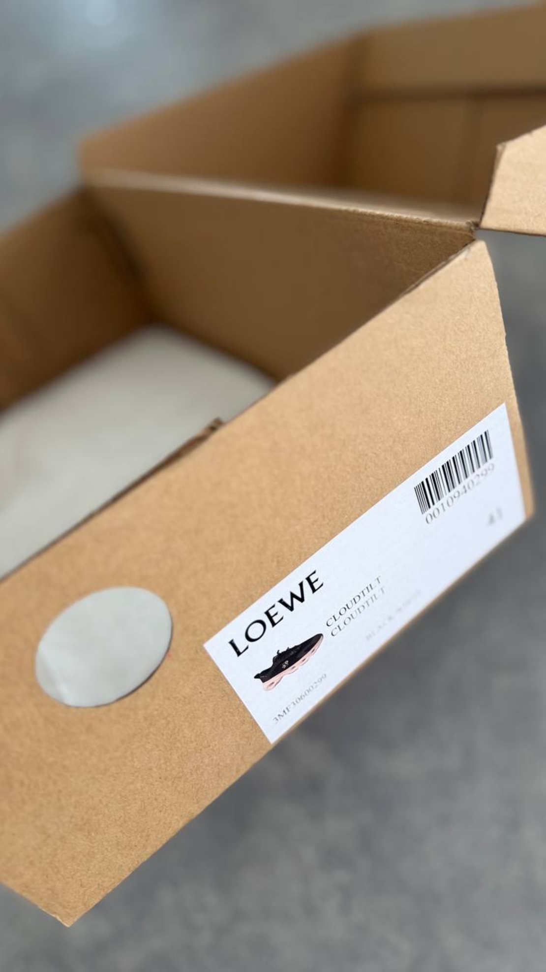 On Running Cloudsolo LOEWE “Sand Turquoise”