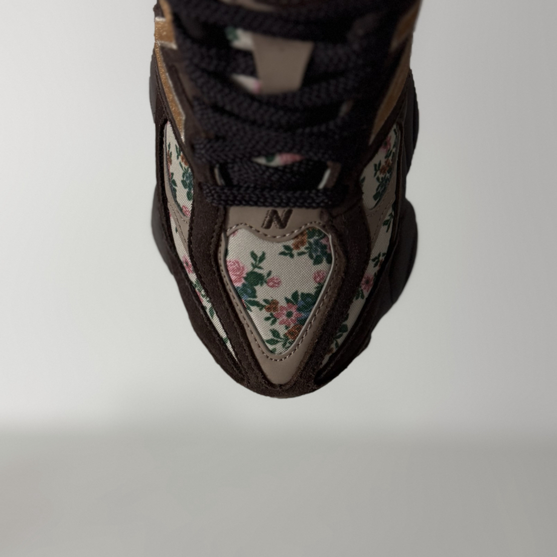 New Balance 9060 Atmos Pink 