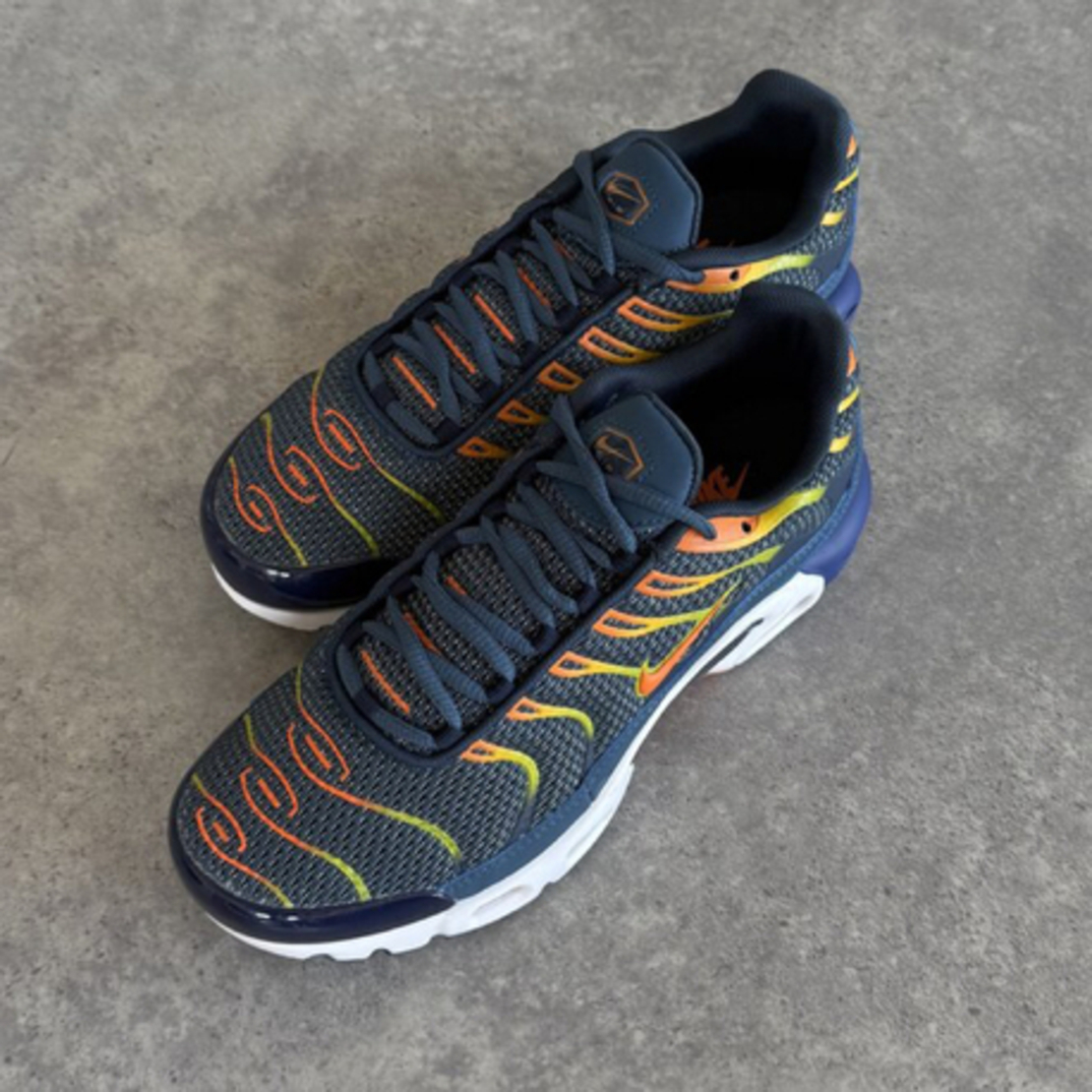 Air Max Tn Plus Blue Void University Gold