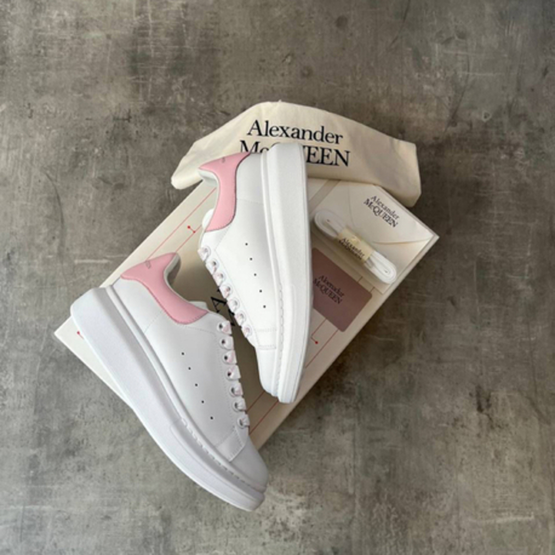 McQueen Pink Premium  “EXTRA İNDİRİMLİ DİP FİYAT”