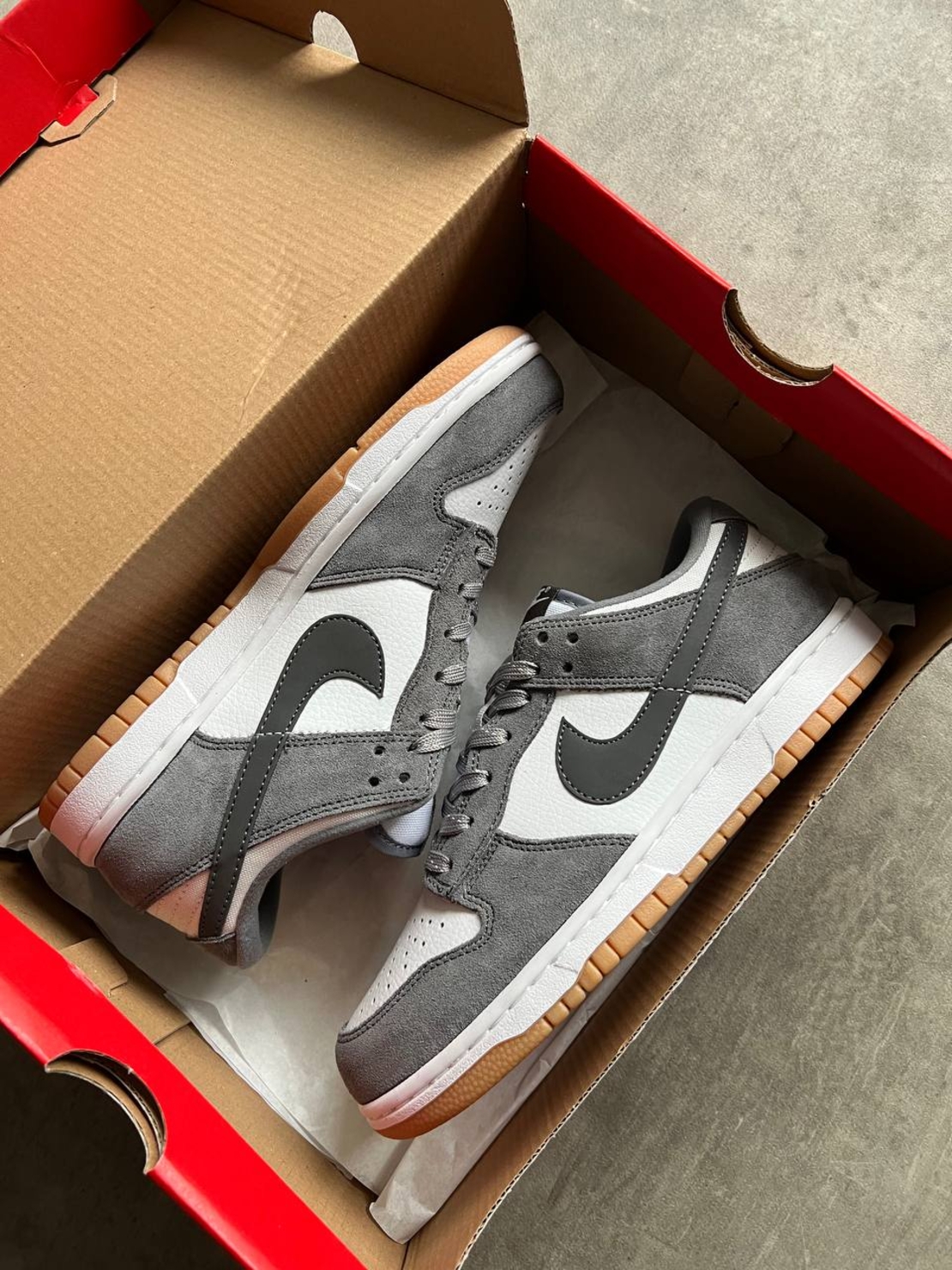 Dunk Low ''Suede Grey Gum''
