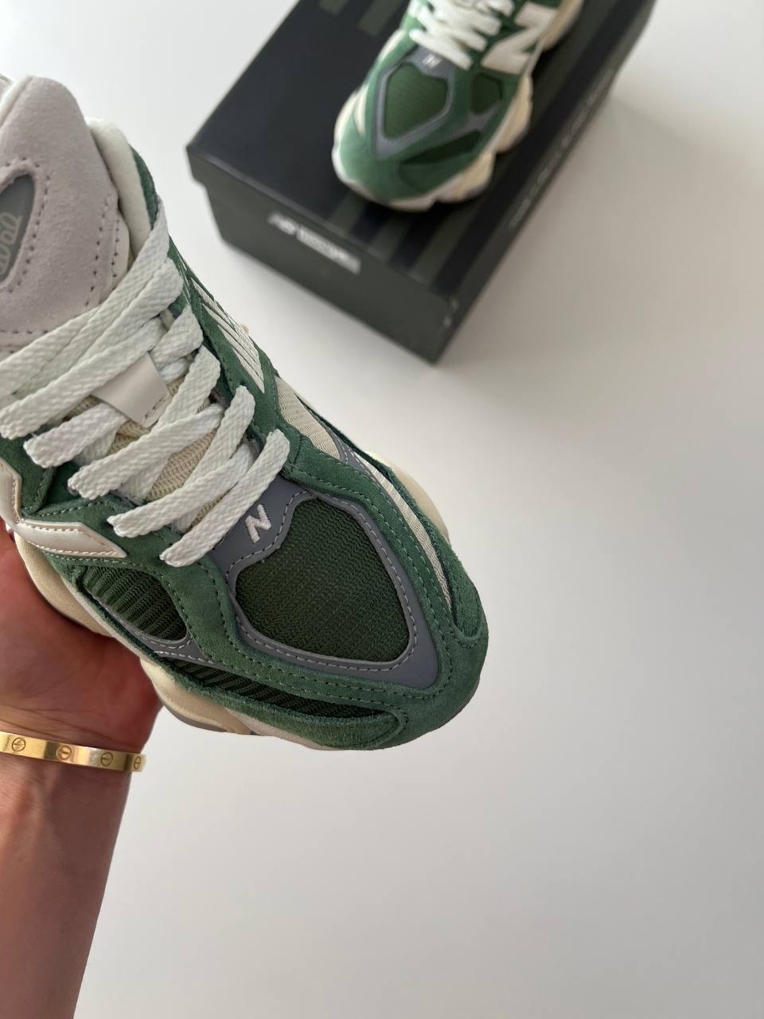 New Balance 9060 Nori