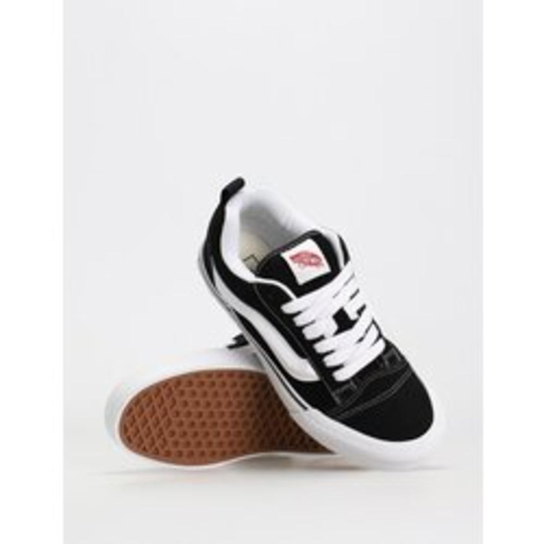 Knu Skool Black