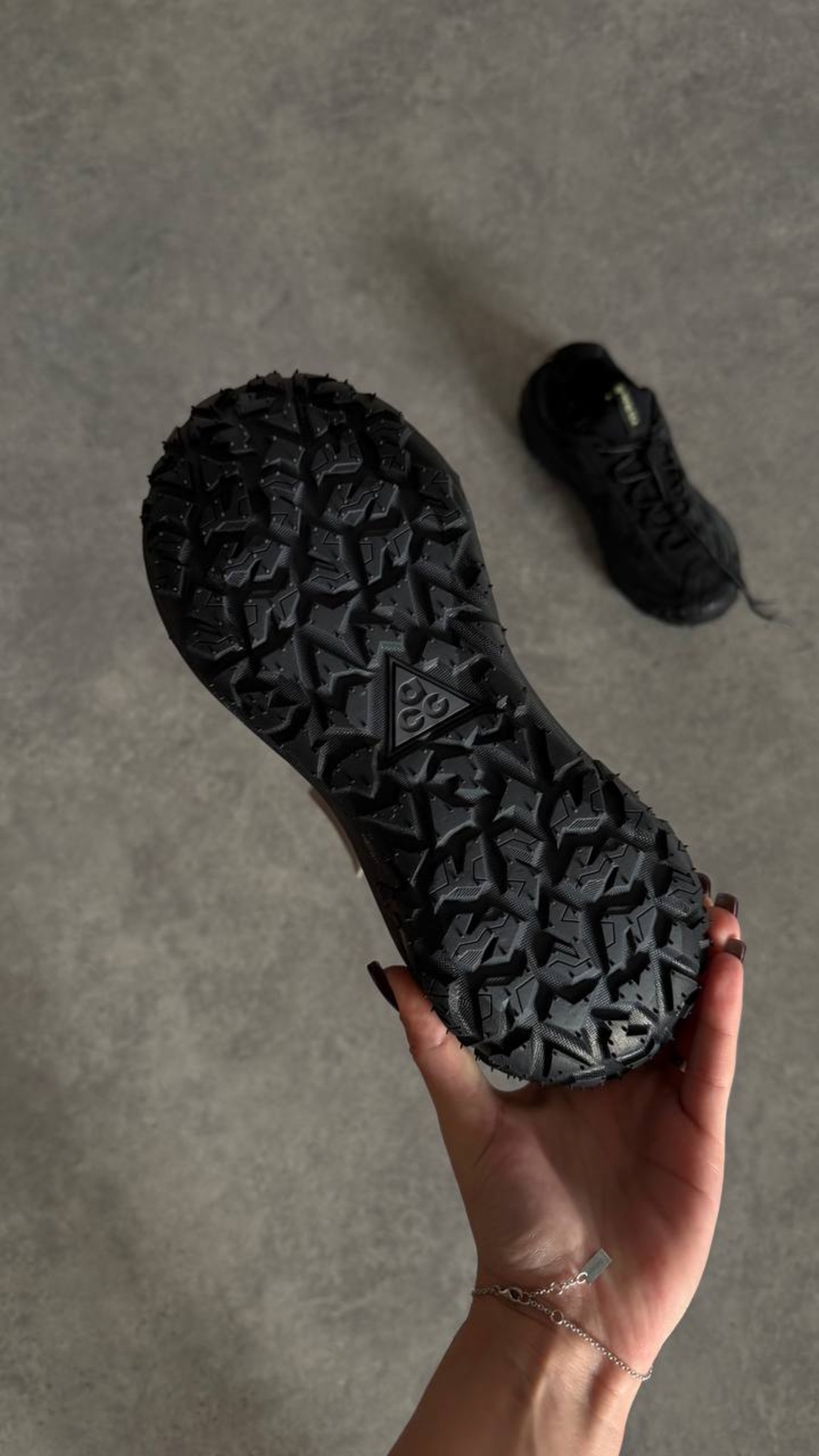 ACG MOUNTAIN FLY 2 LOW  “Gore-Tex Black”
