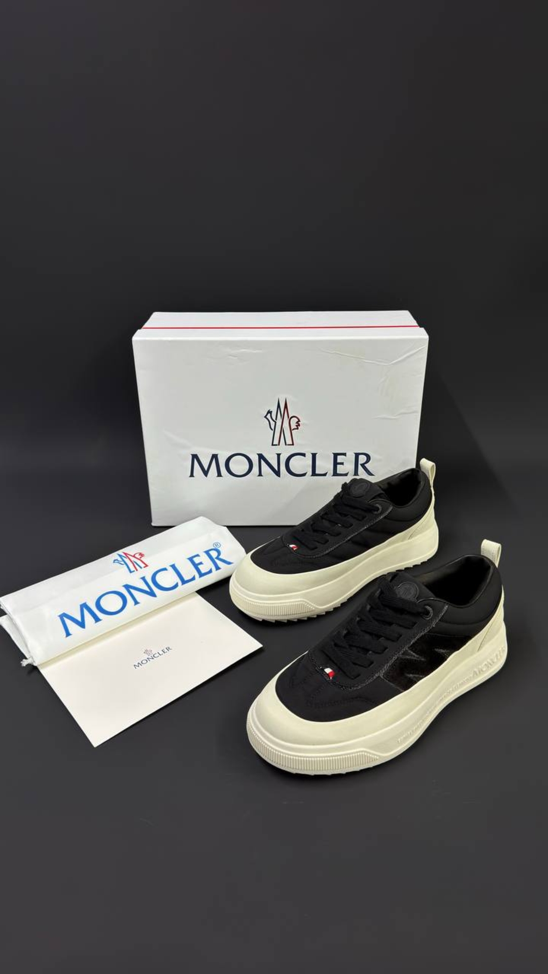 Moncler Trailgrip Lite Low – Black/Cream