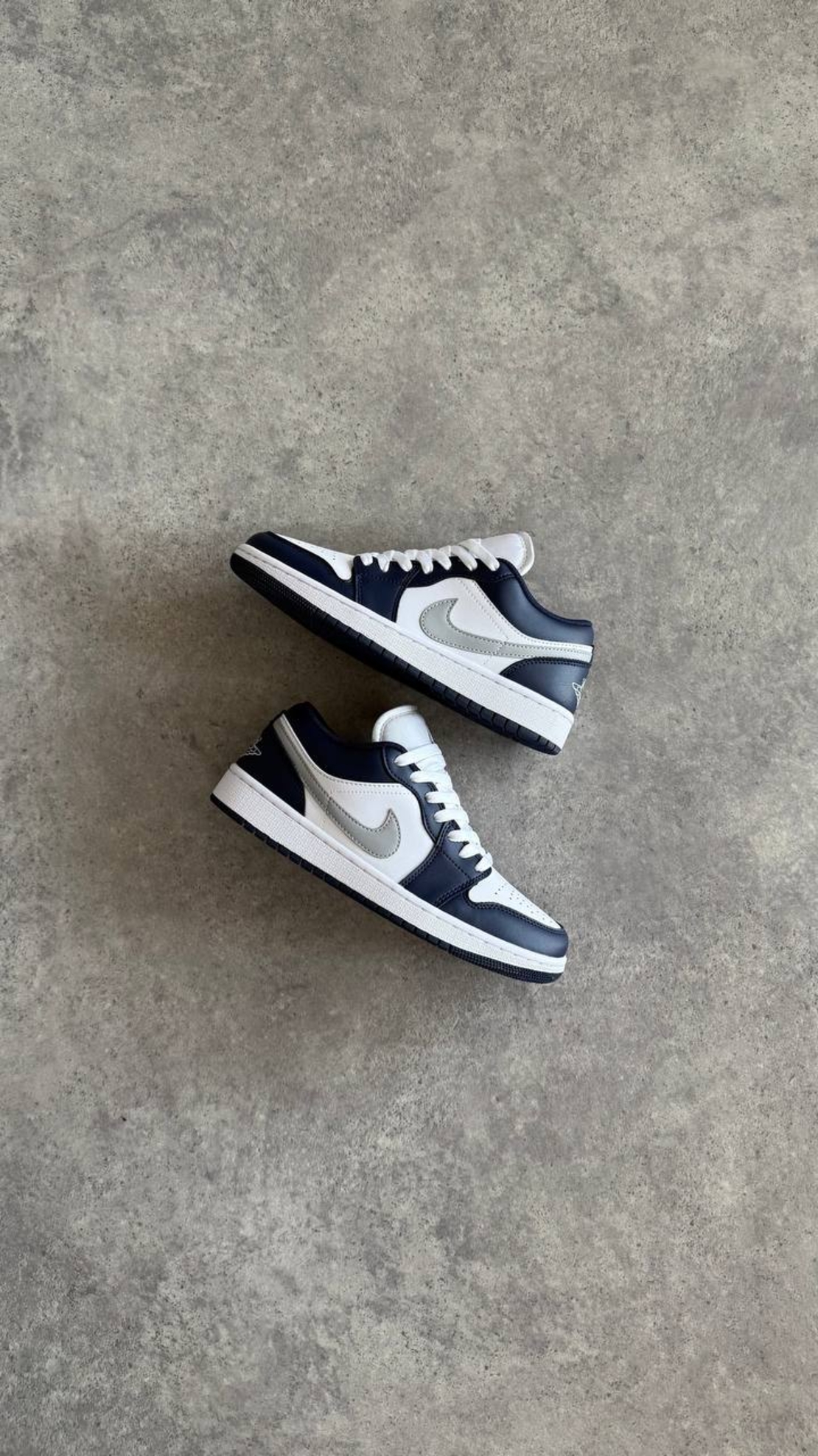 Air Jordan 1 Low “Midnight Navy”