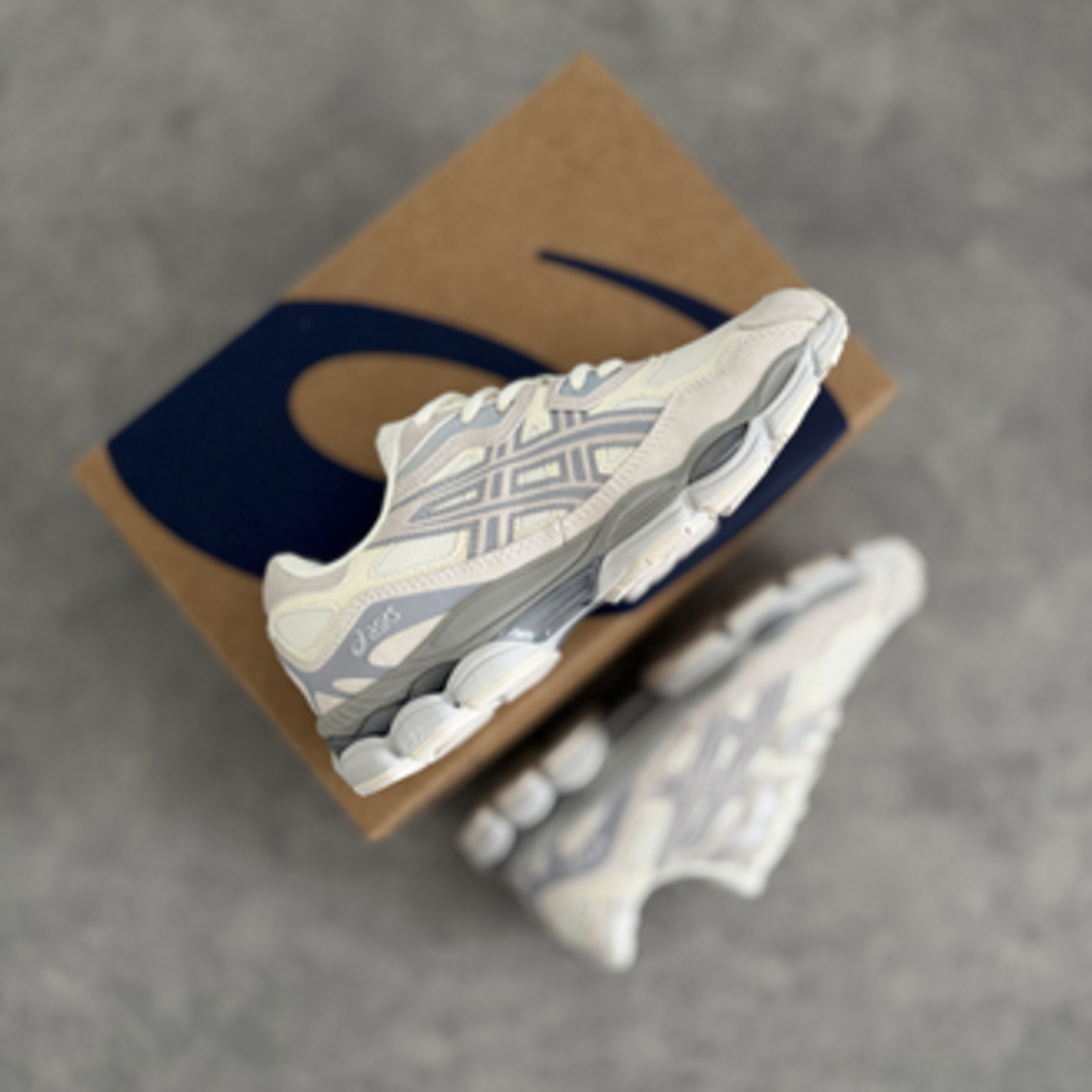 Gel NYC Running White Grey