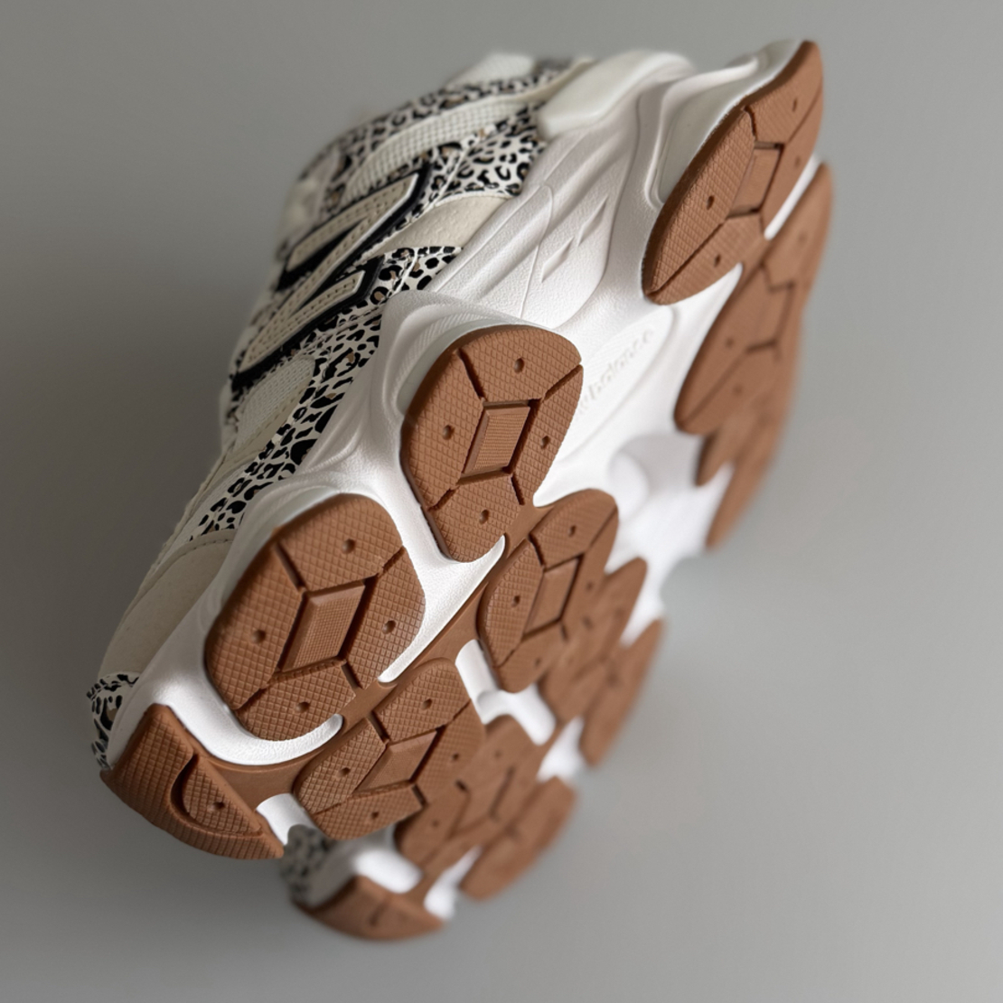 New Balance 9060 Leopard Print