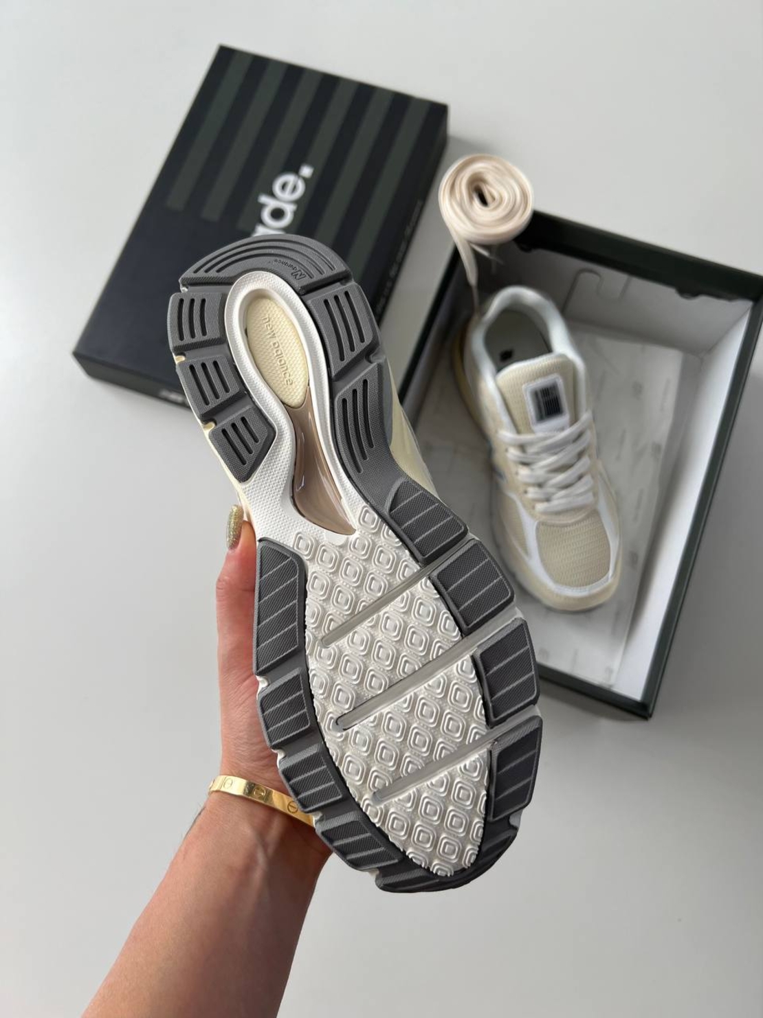New Balance 990 V4 MADE IN USA 