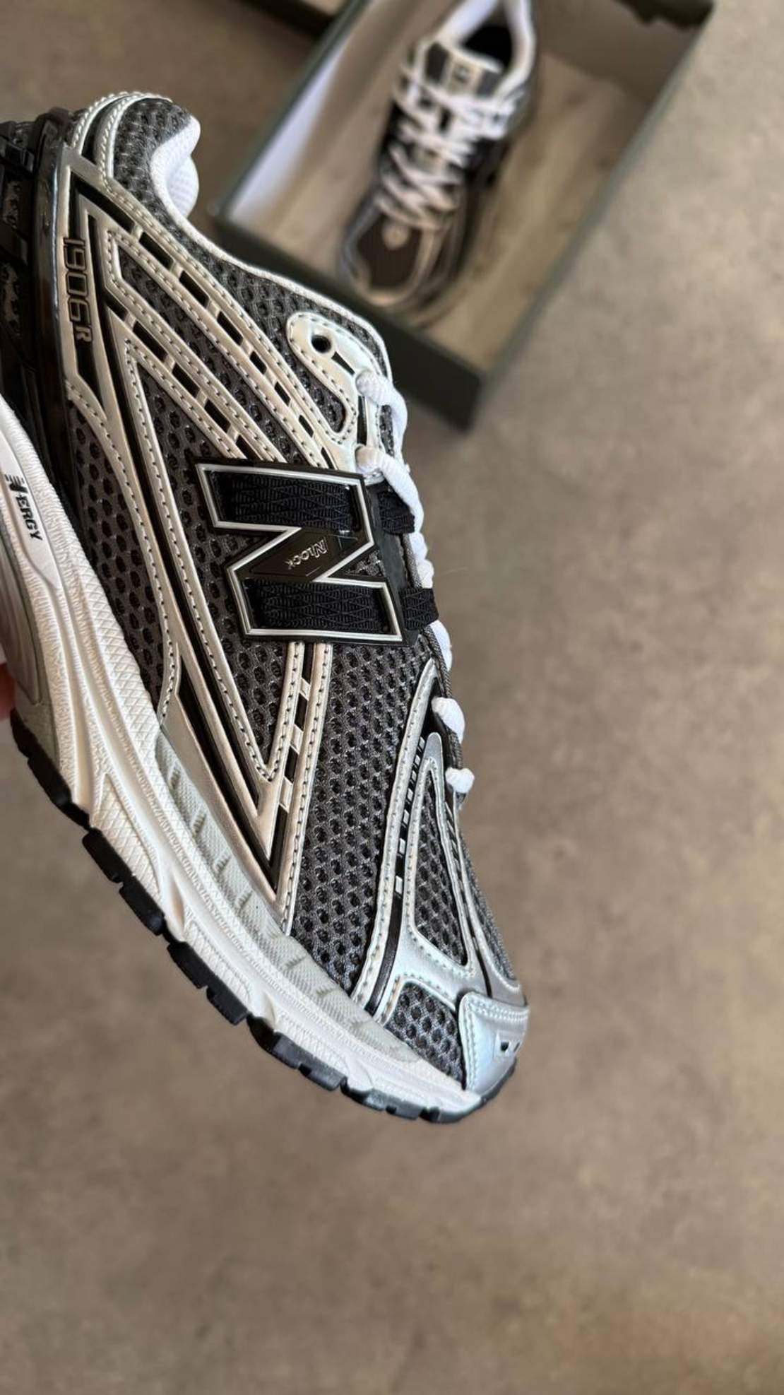 New Balance 1906 Silver Metallic U1906RCG