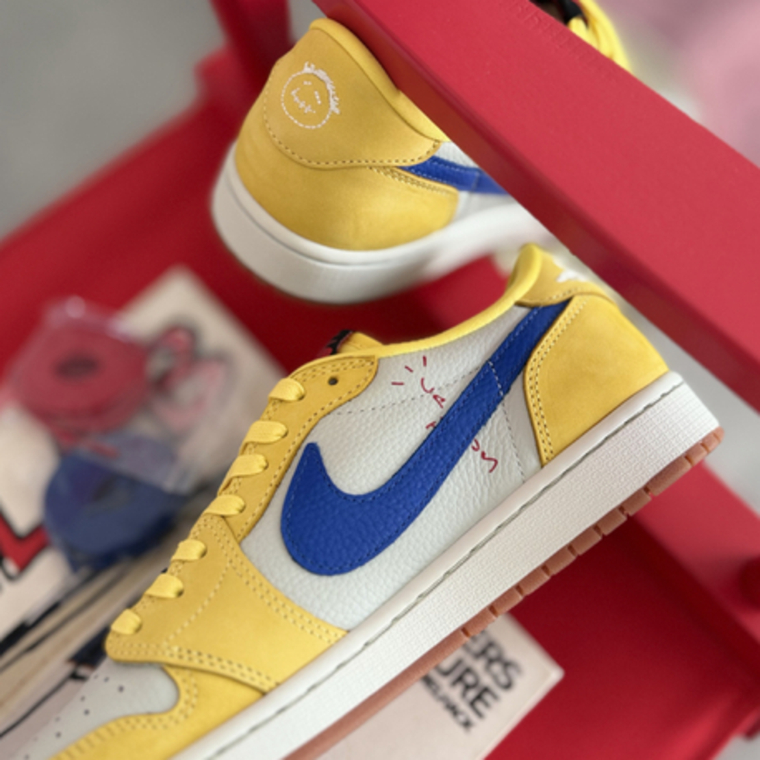 Air Jordan 1 Low Travis Scott “Canary”