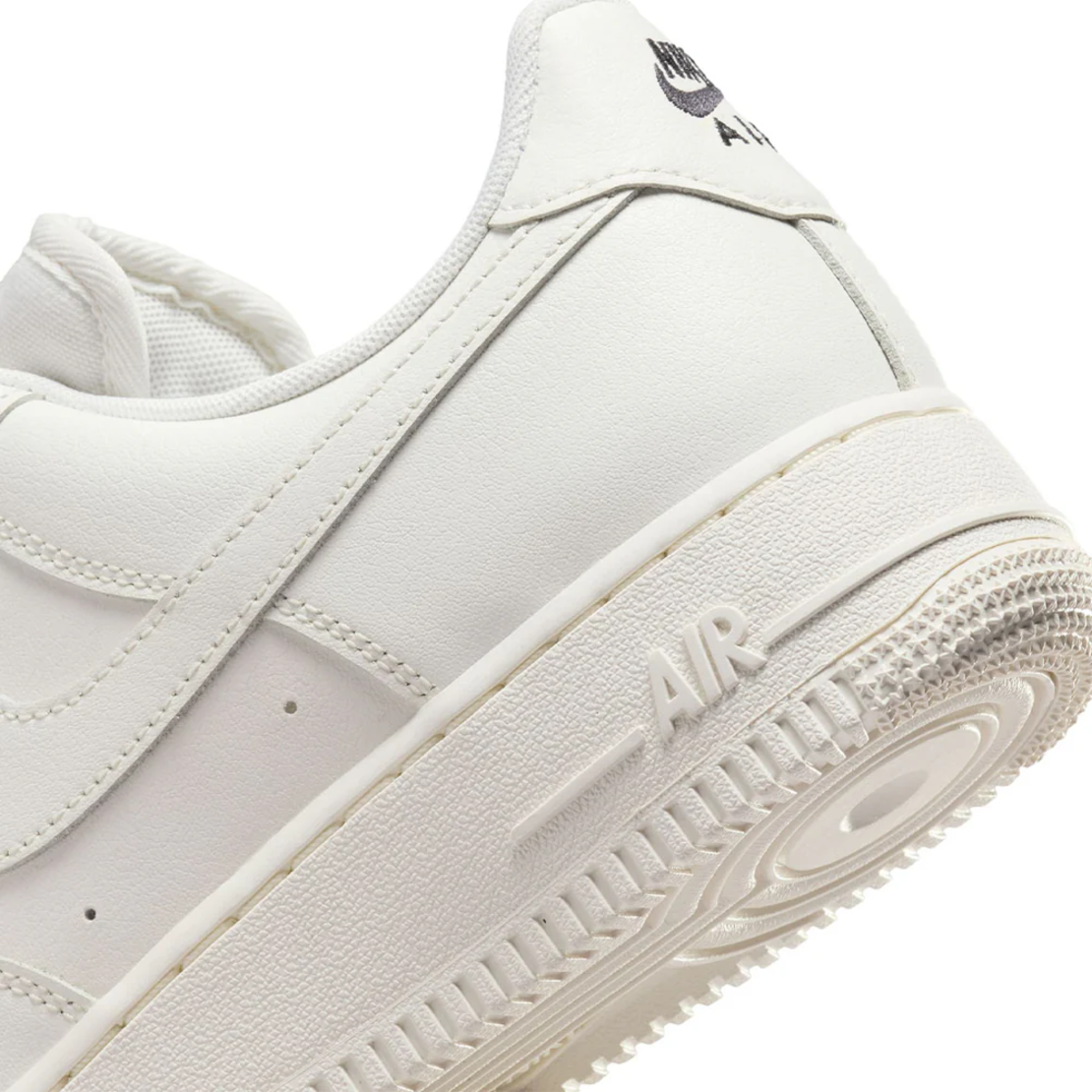 Nike Air force 1 '07 essential sail black