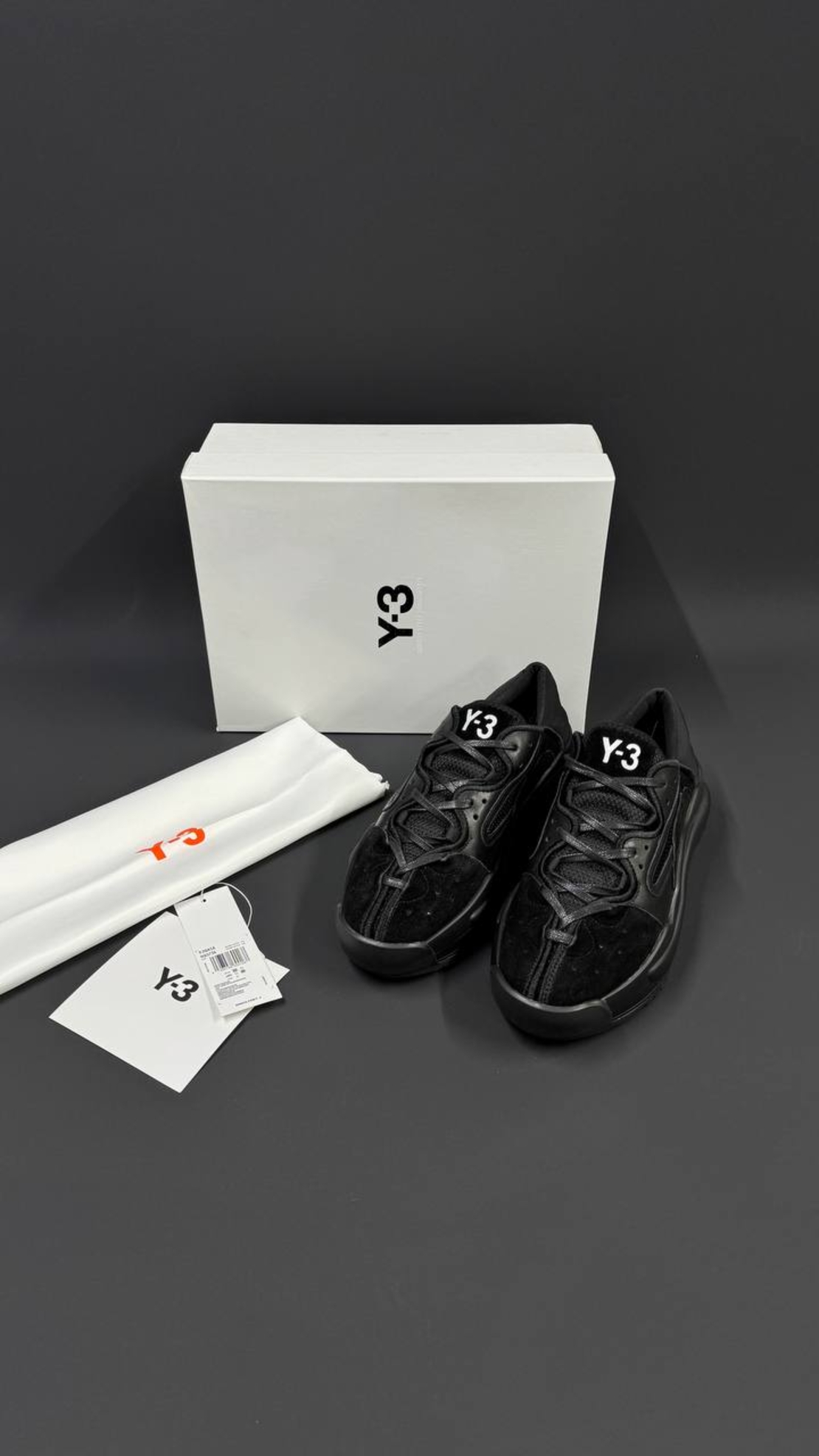 Y-3 / 3