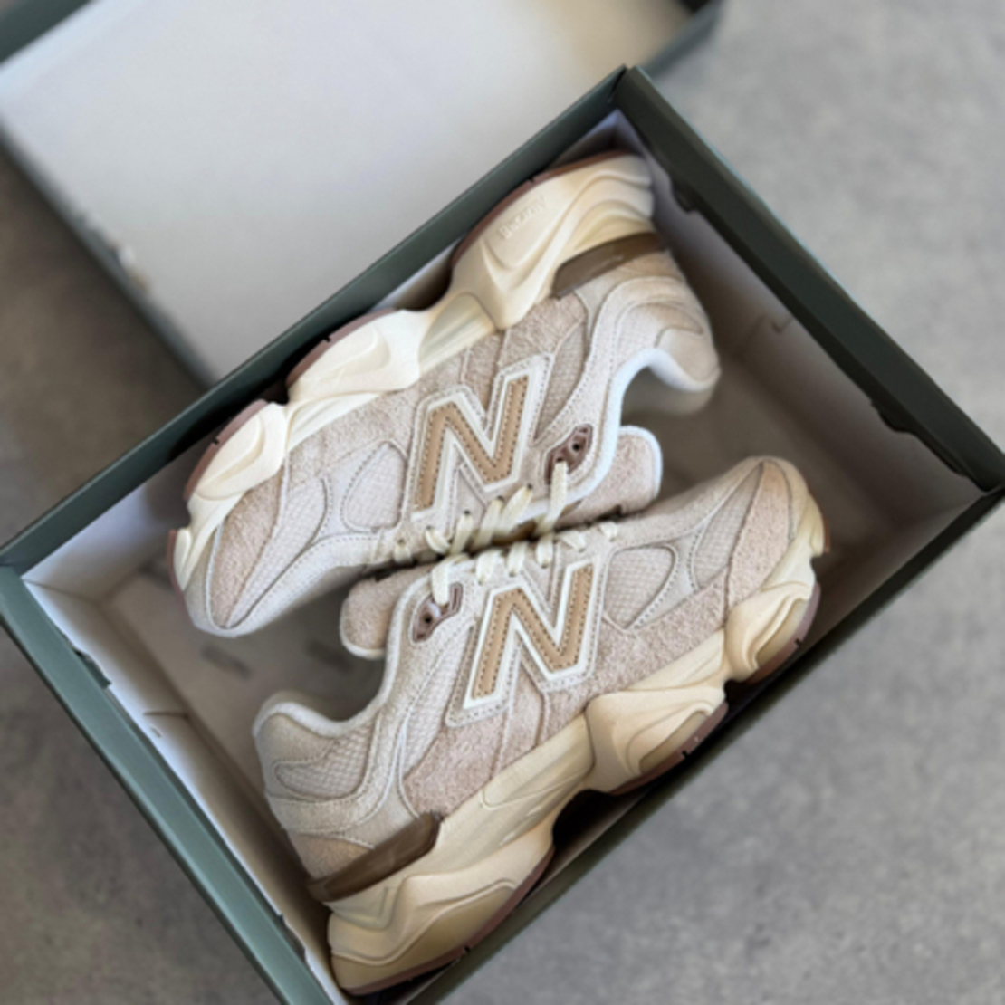 New Balance 9060 Bisque with Sea Salt