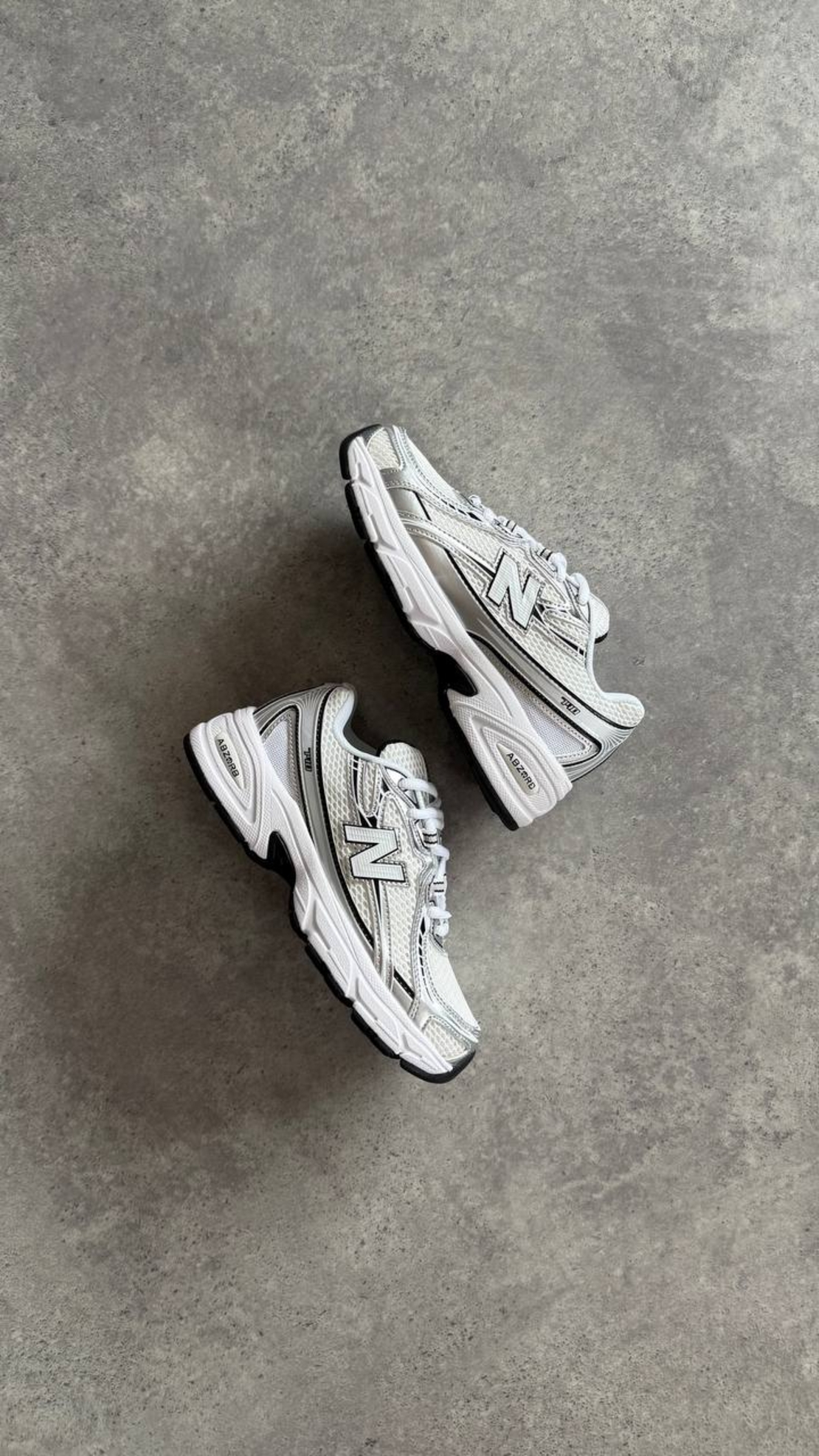 New Balance 740 “Silver White Black”