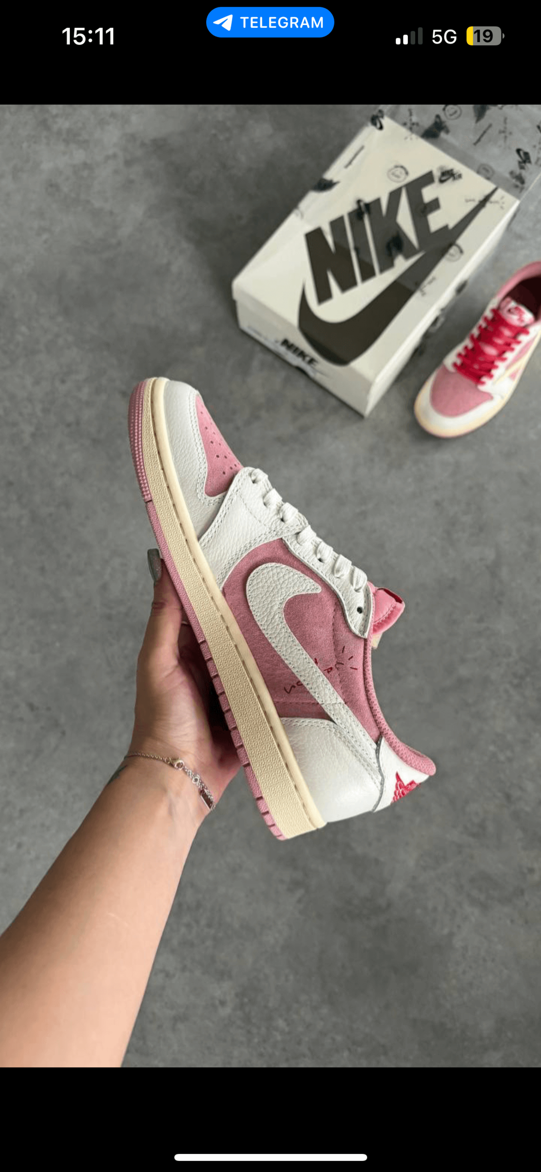 TRAVIS SCOTT X AIR JORDAN 1 AJ1 LOW - SHY PINK