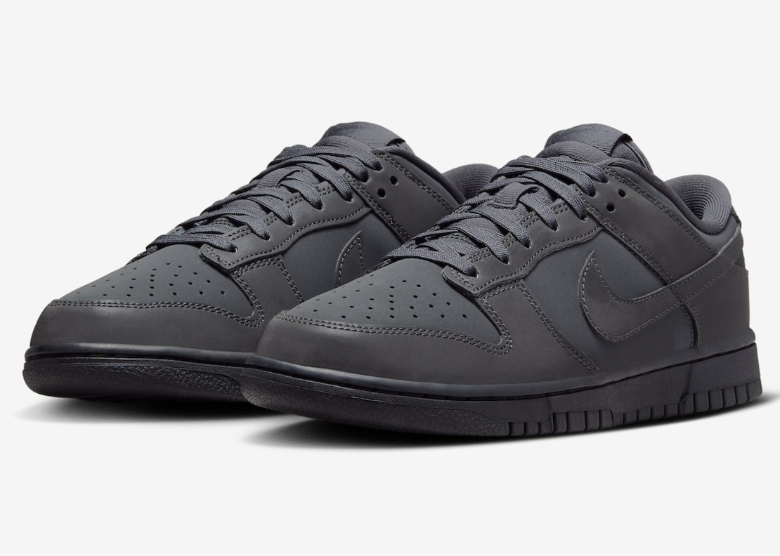 Dunk Low ''Cyber Reflective''