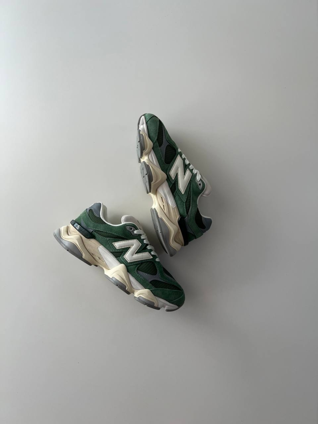New Balance 9060 Nori