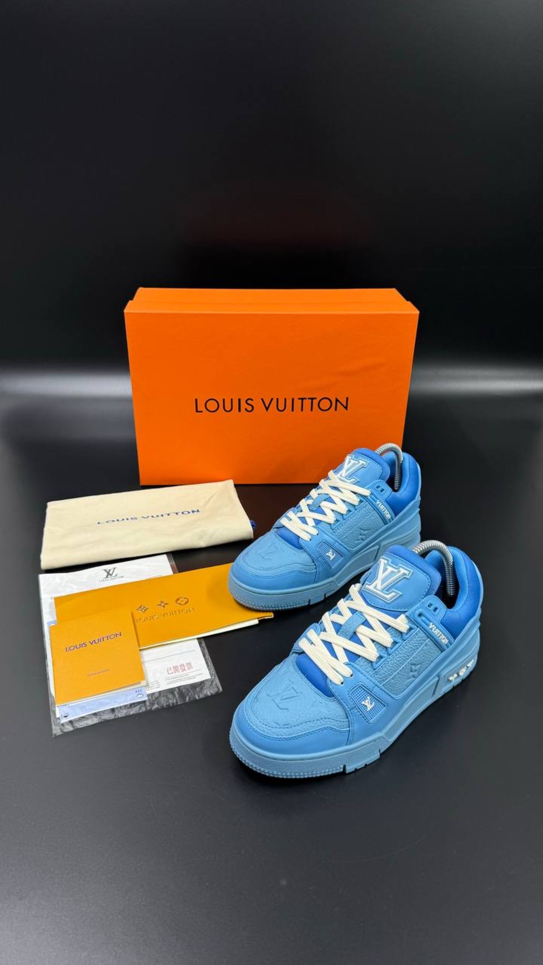 Louis Vuitton Sneakers 4