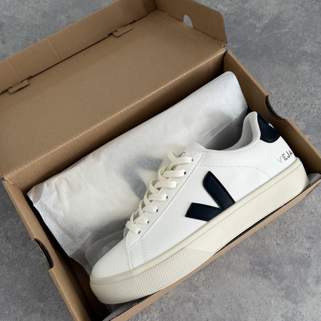 VEJA CAMPO WHİTE   “White & Black”