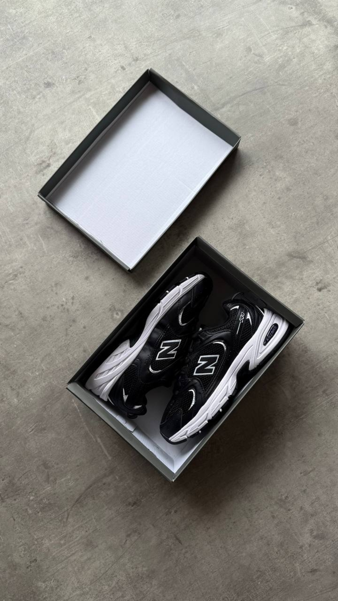 New Balance 530 “Black & White”