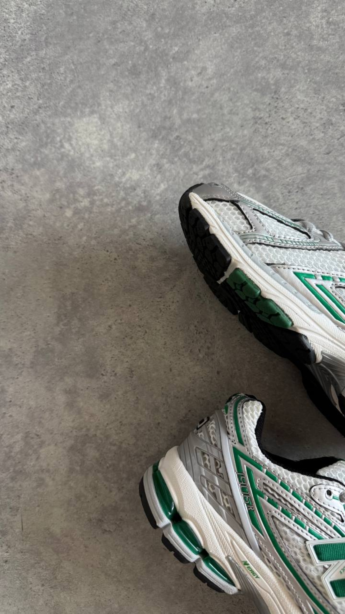 New Balance 1906R “Silver Green”