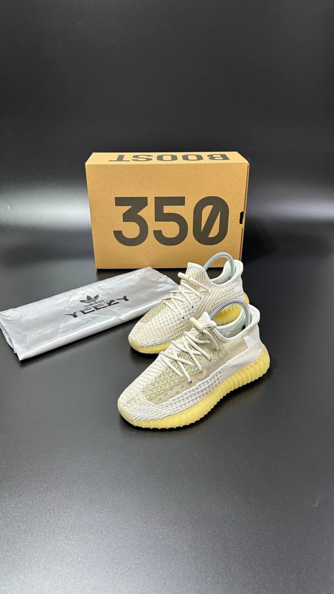 Adidas Yeezy Boost 350 V2 