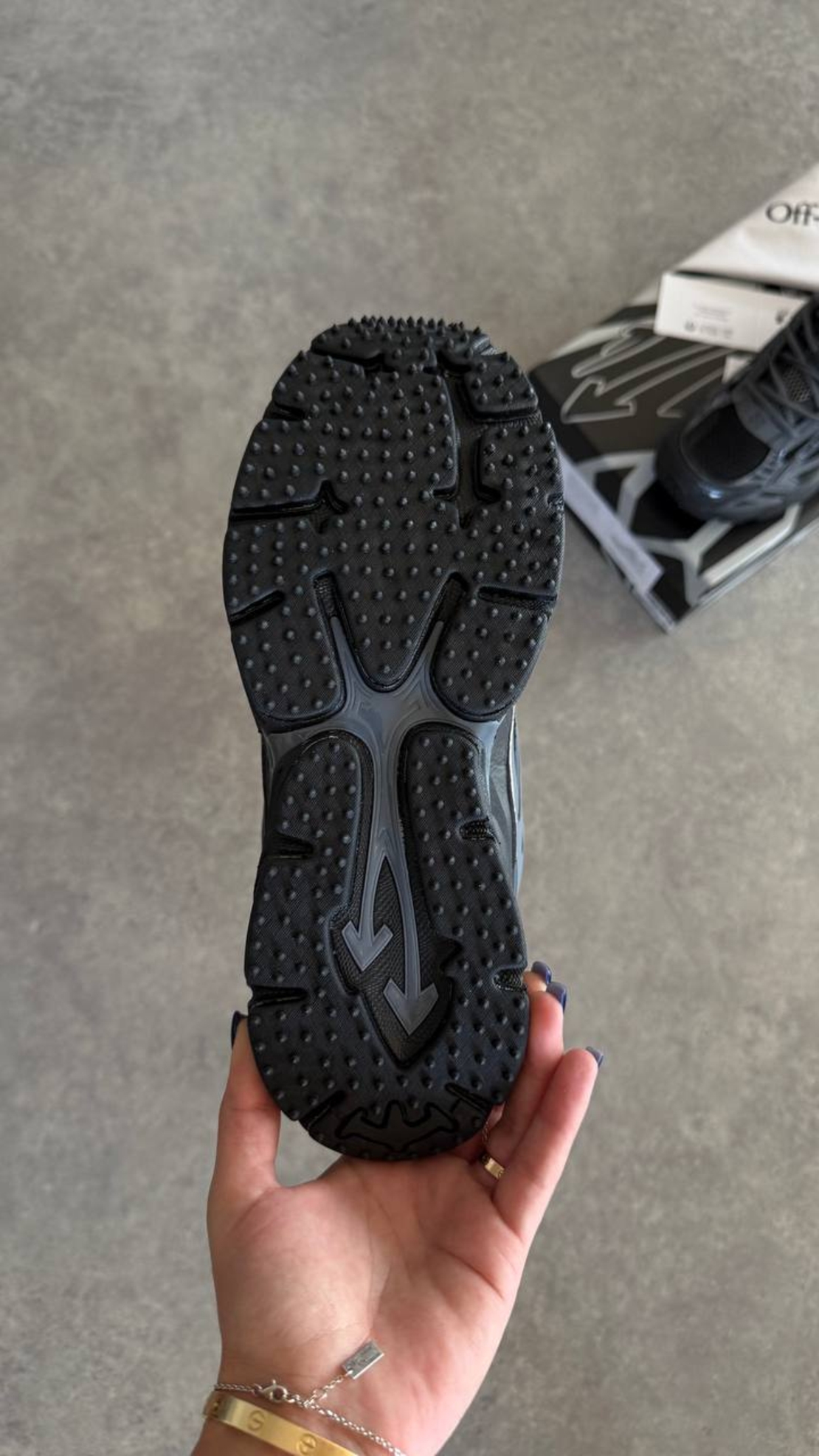 Off-White OOO (Out of Office) “Black”