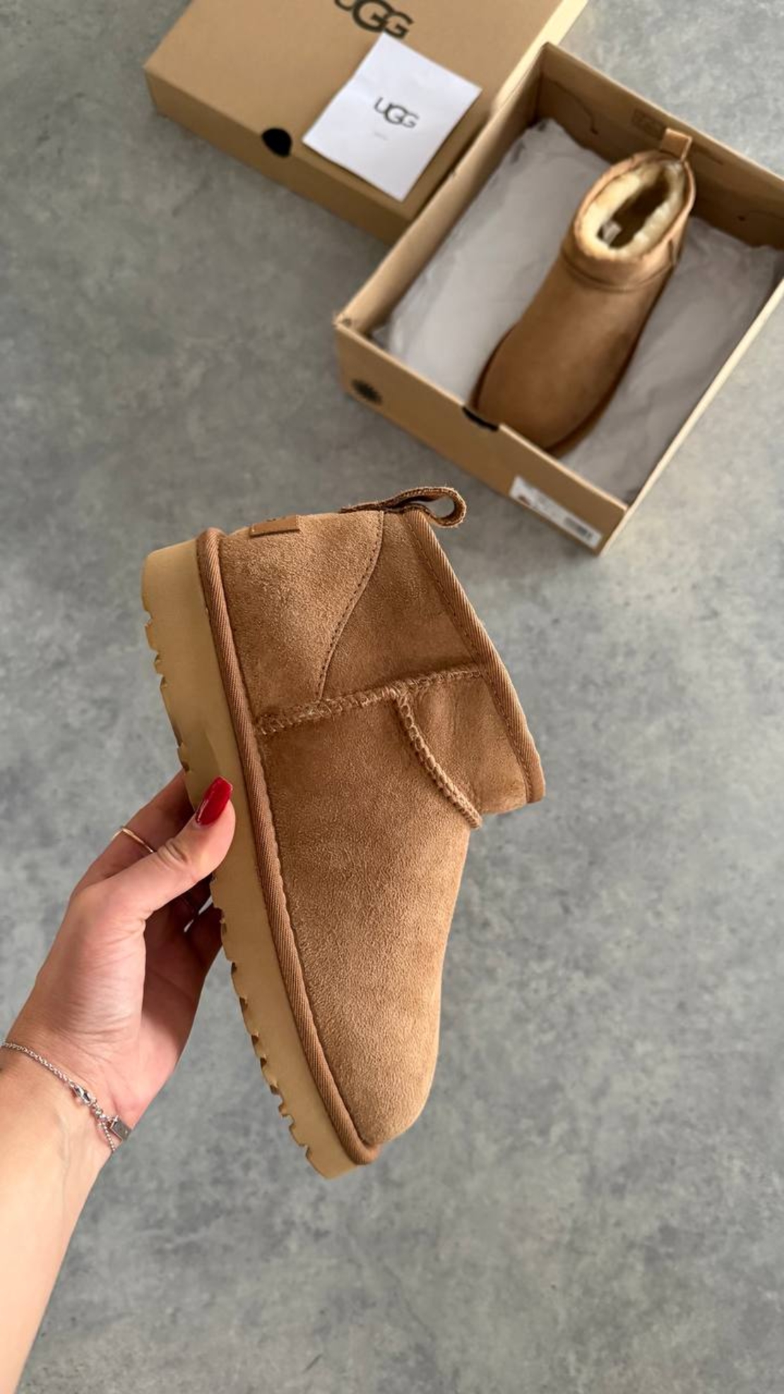 UGG Ultra Mini Classic 