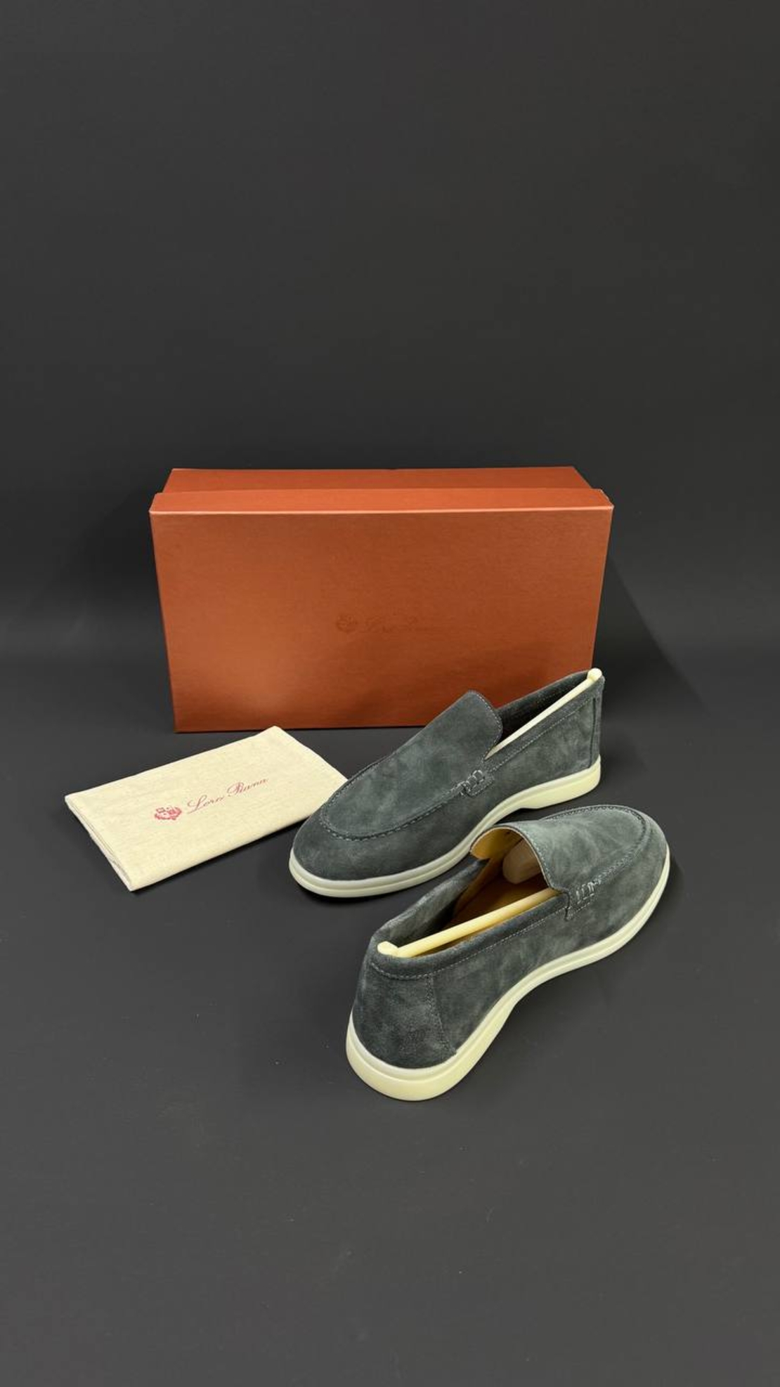 Loro Piana 8