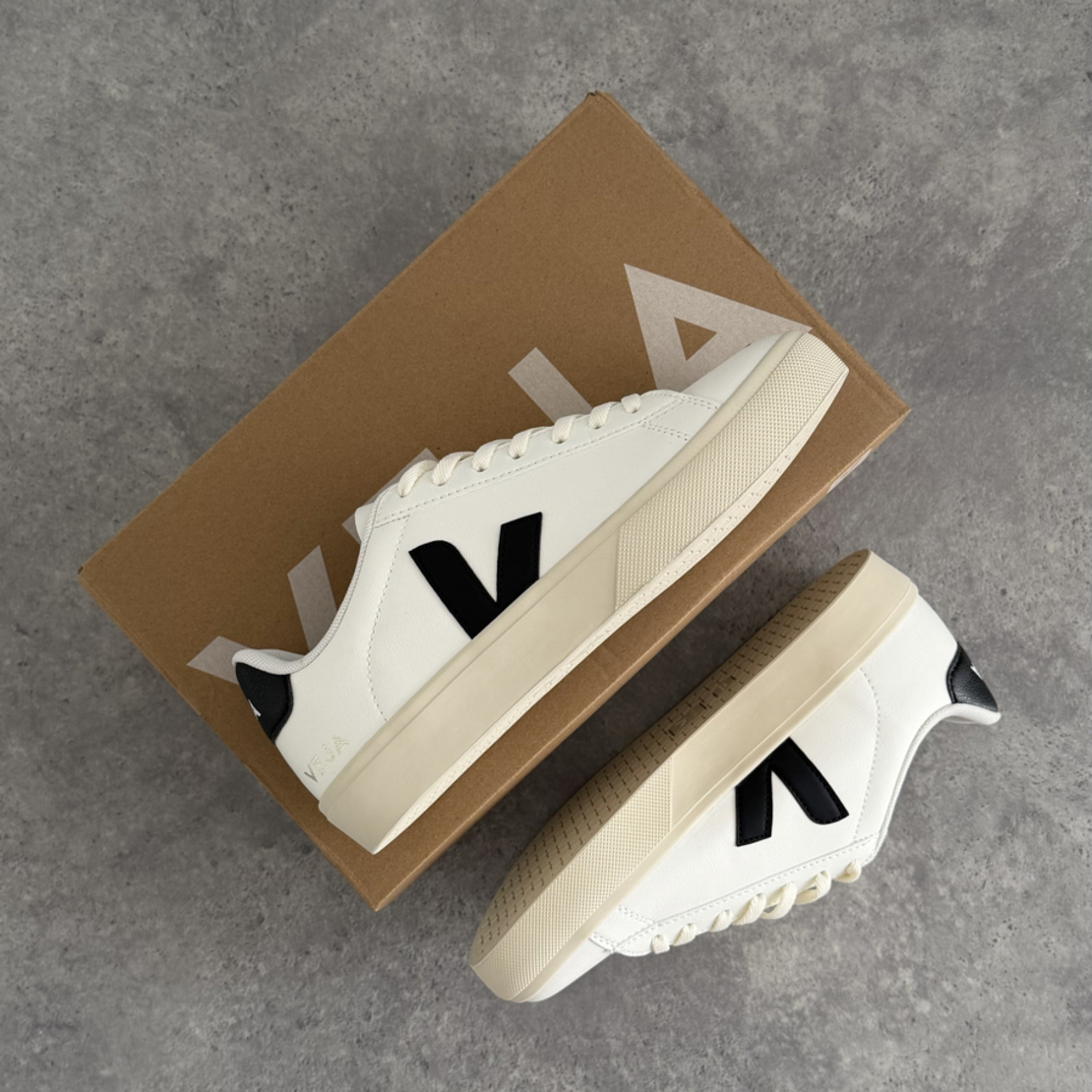 VEJA CAMPO WHİTE   “White & Black”