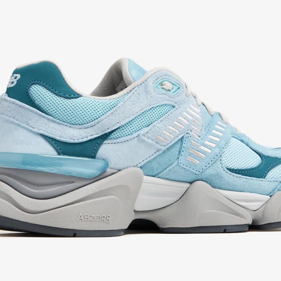 New Balance 9060 “Chrome Blue”