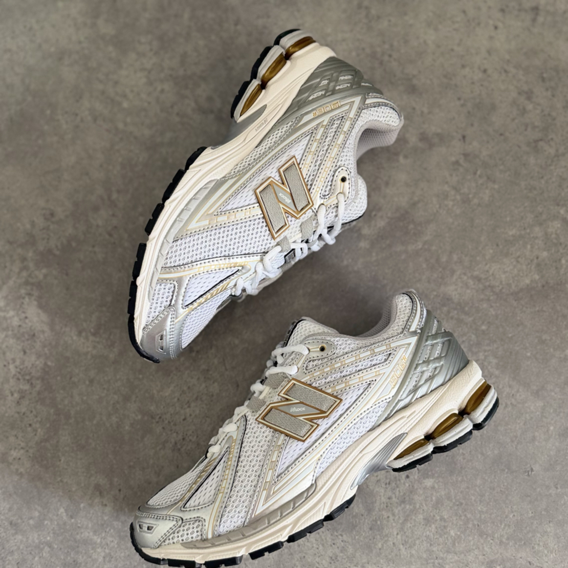 New Balance 1906R 