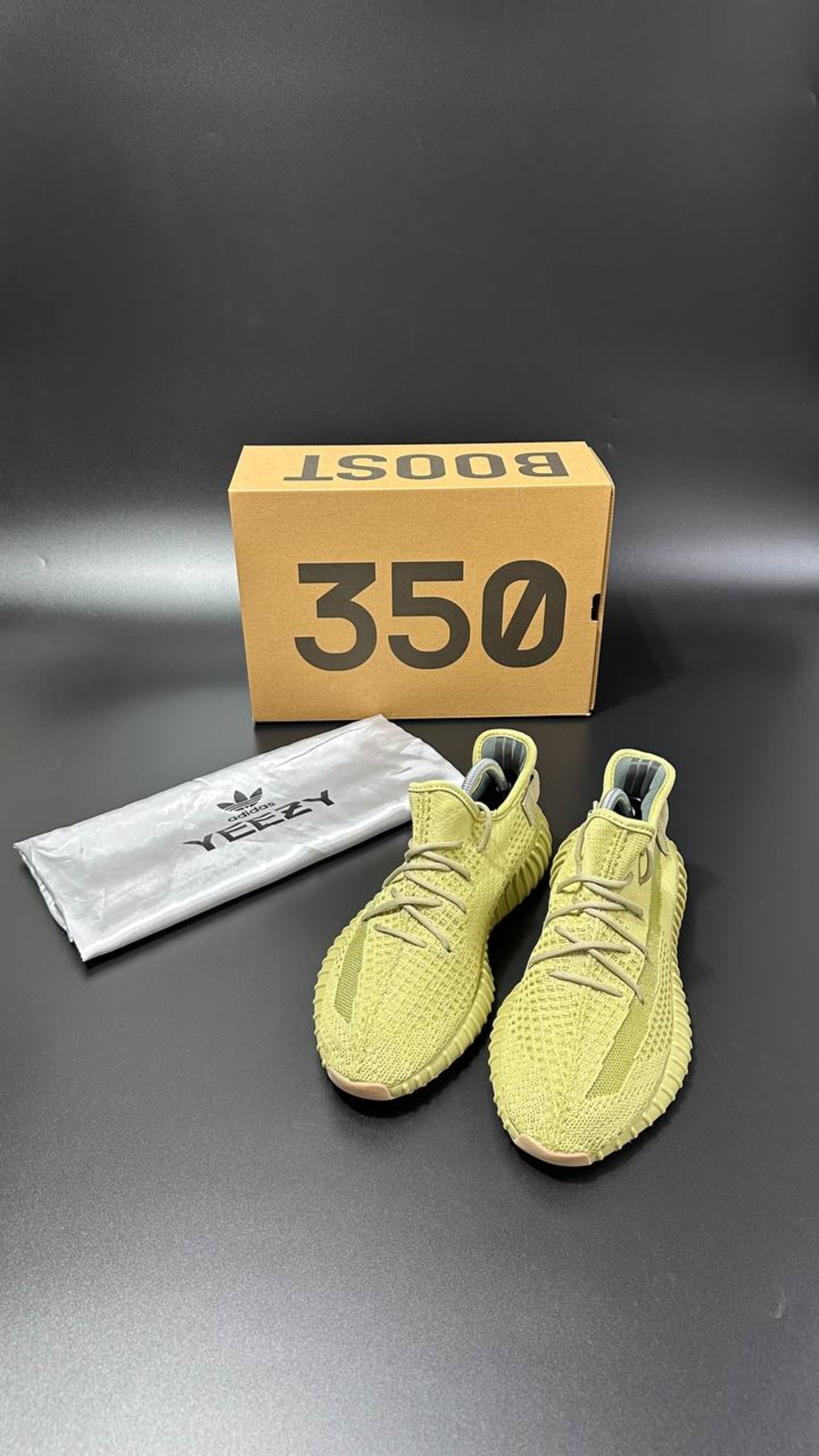 Adidas Yeezy Boost 350 V2 