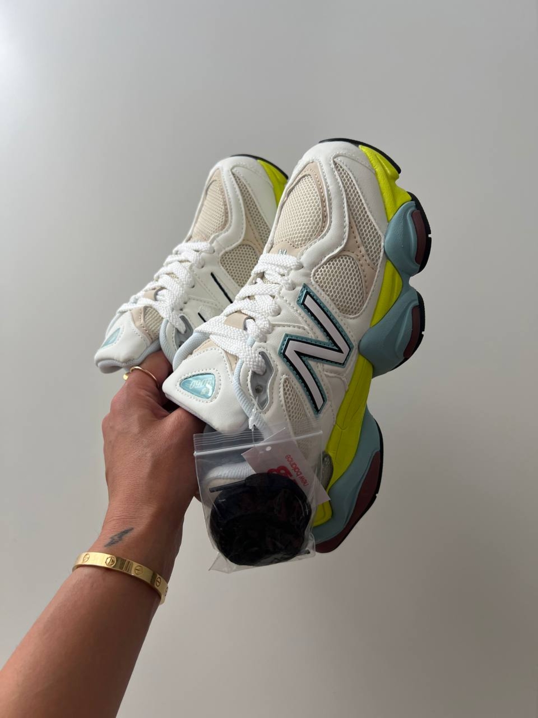 NEW BALANCE 9060 MOONBEAM VINTAGE ROSE