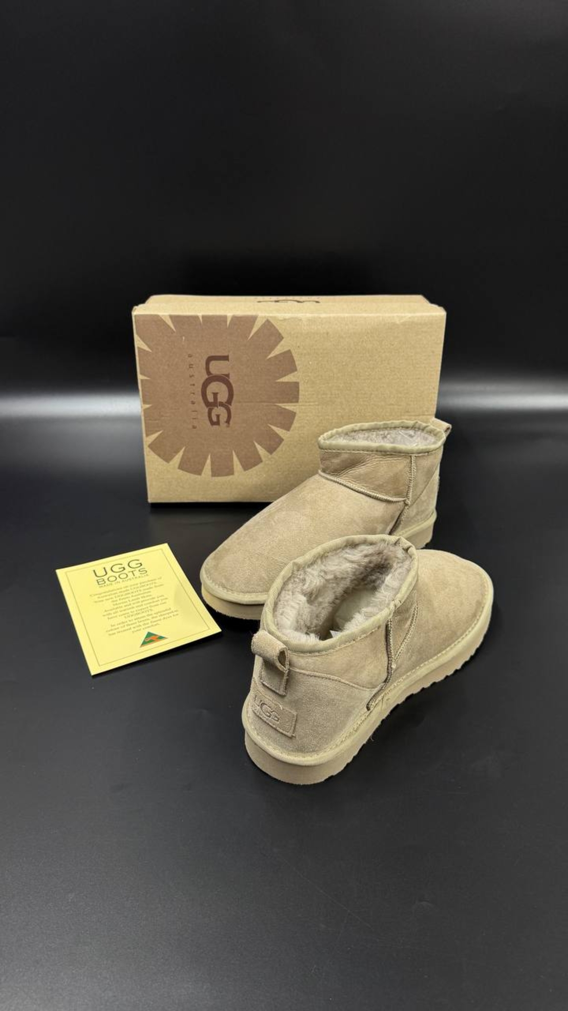 UGG