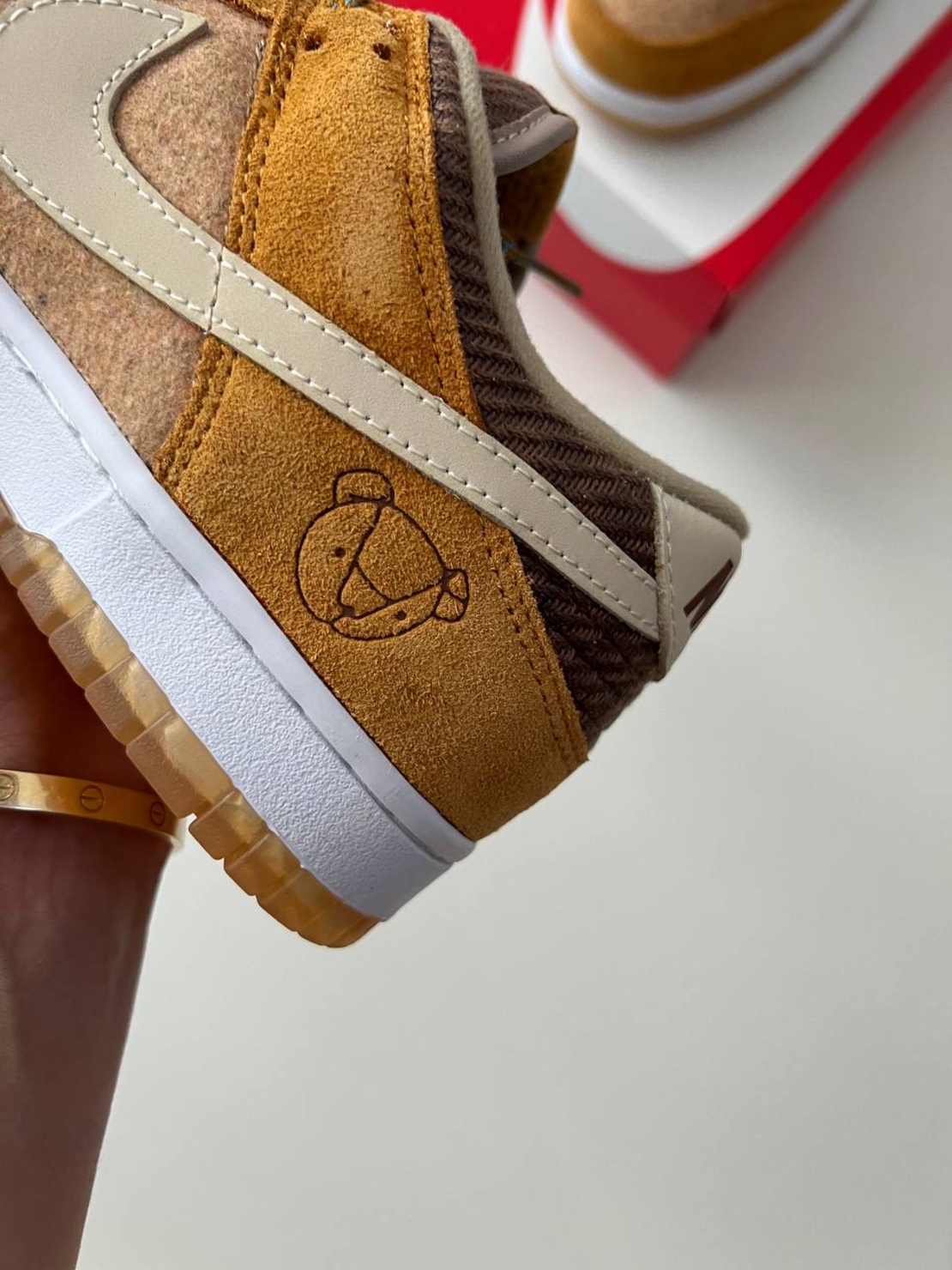 Dunk Low SE ''Teddy Bear Praline''