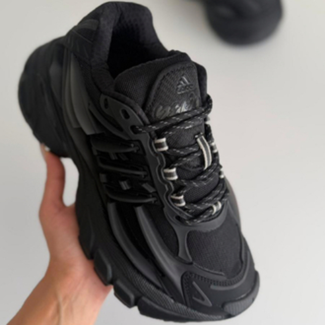 Pharrell Williams x adidas Adistar Jellyfish Triple Black