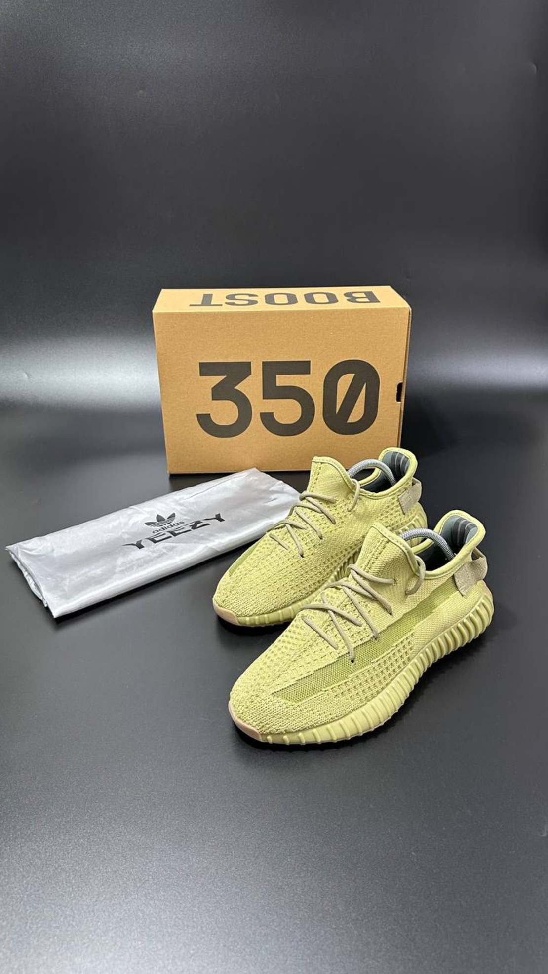 Adidas Yeezy Boost 350 V2 