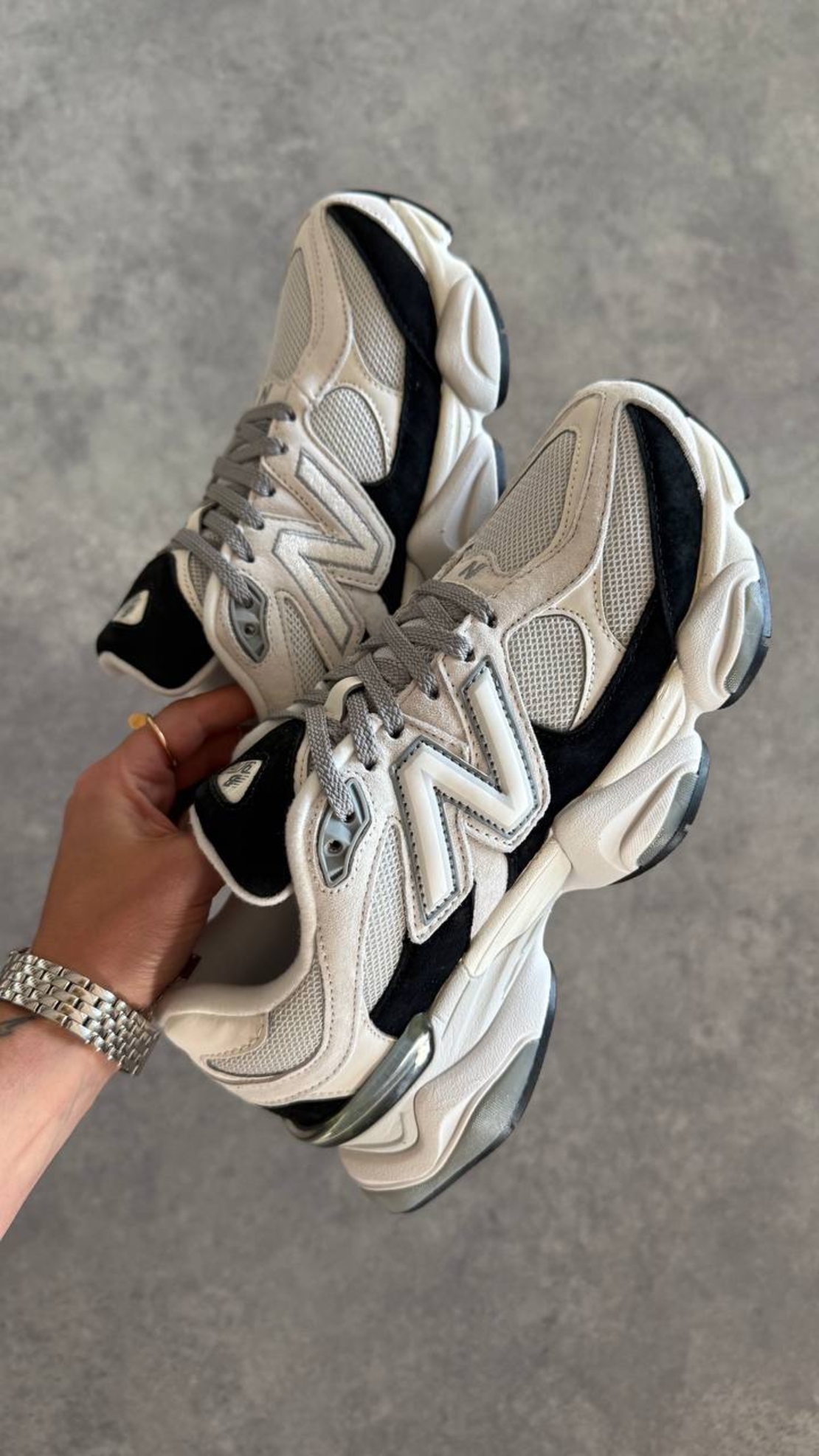 New Balance 9060 “Grey Jet Black”