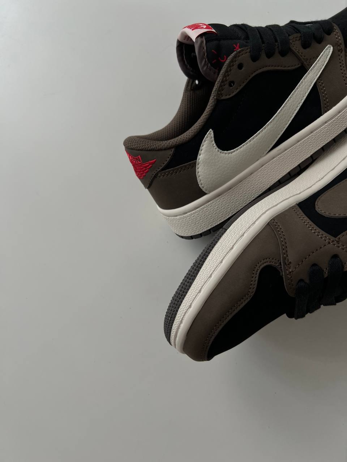 Air Jordan 1 Low X Travis Scott “Dark Mocha”